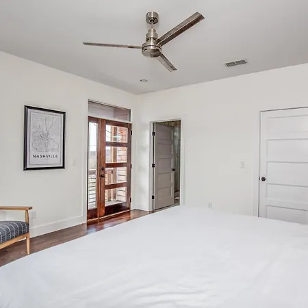 Whiskey House With Rooftop Golf, City Views! 8Min To Downtown! Sleeps 9! Nashville Exterior photo